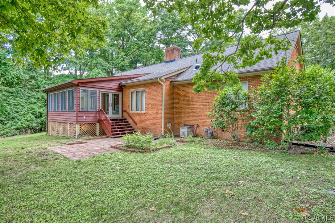 129 Lakeside Circle Williamsburg, VA 23185 - Photo 2 of 49