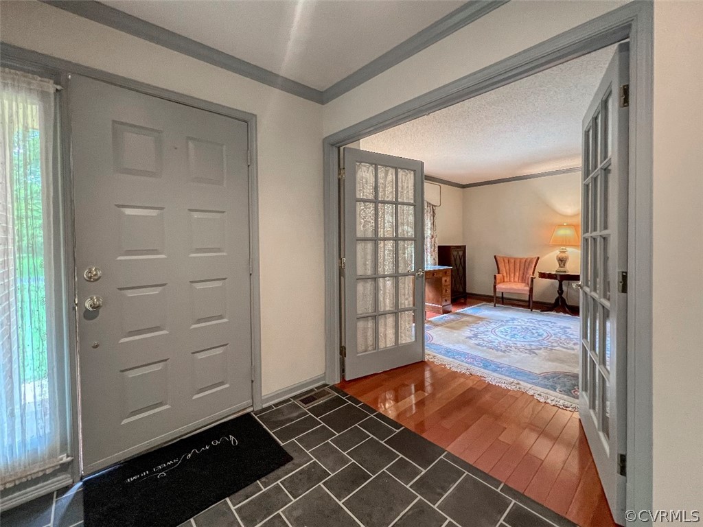 129 Lakeside Circle Williamsburg, VA 23185 - Photo 6 of 49