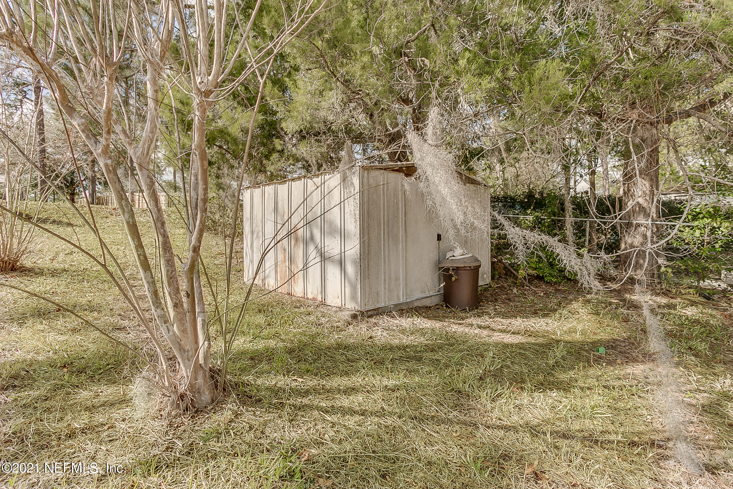 7004 Deer Springs Road Keystone Heights, FL 32656 - Photo 23 of 25 a view of outdoor space and yard
