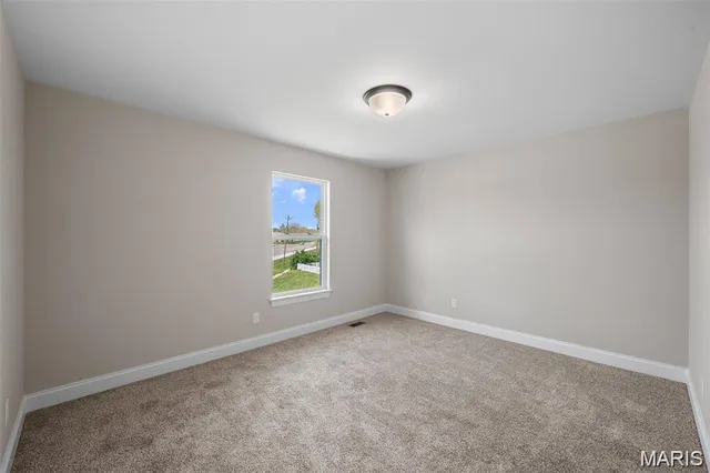 $439,900 | 989 Brookfield Chase Court, Florissant, MO 63031