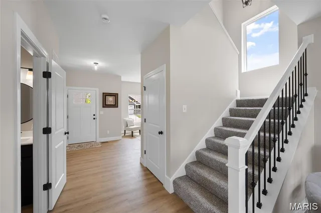 $439,900 | 989 Brookfield Chase Court, Florissant, MO 63031