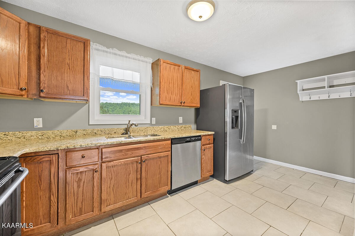 115 West Arrowwood Road Oak Ridge, TN 37830 - Photo 6 of 20