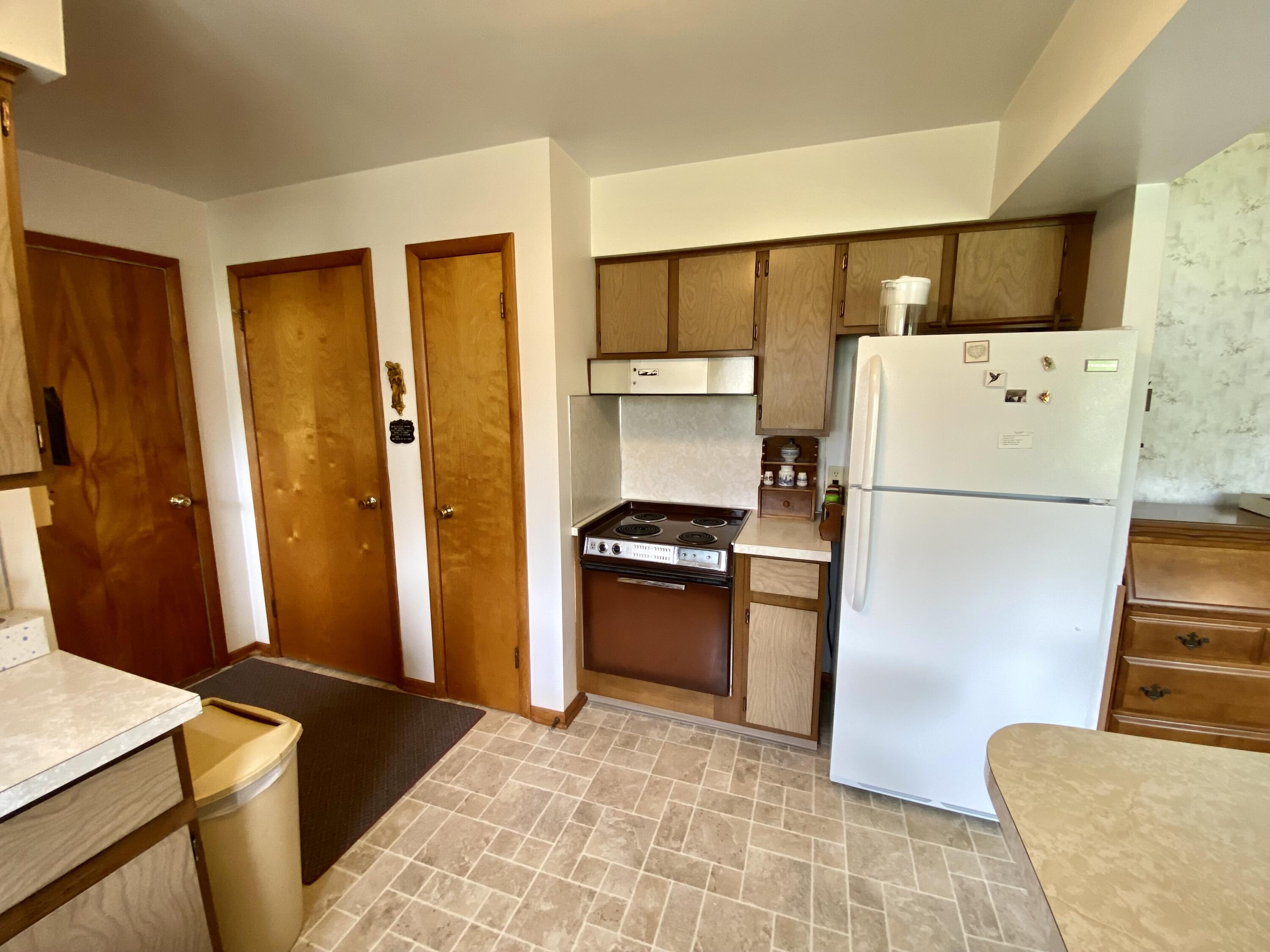 1382 Marlboro Road Muskegon, MI 49441 - Photo 8 of 25 Photo Jun 01, 1 38 21 PM