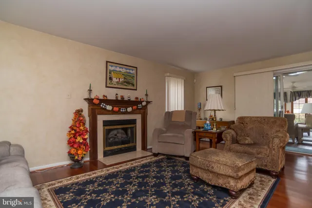 $950,000 | 9616 Eden Hall Lane, Philadelphia, PA 19114