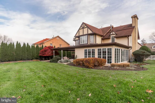 $950,000 | 9616 Eden Hall Lane, Philadelphia, PA 19114