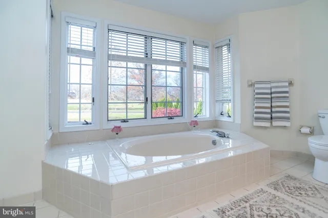 $950,000 | 9616 Eden Hall Lane, Philadelphia, PA 19114