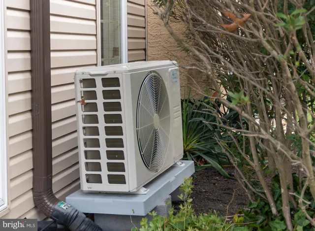 $950,000 | 9616 Eden Hall Lane, Philadelphia, PA 19114