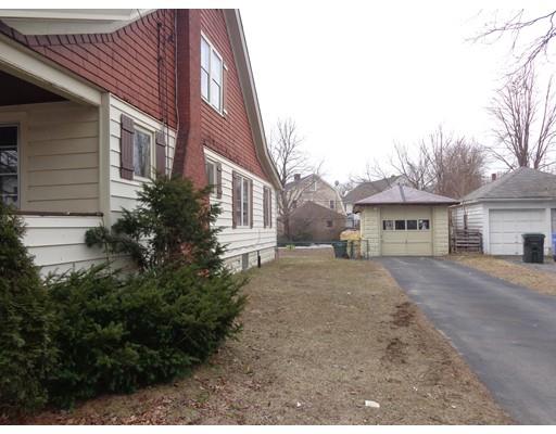 27 Wesson Street Springfield, MA 01108 - Photo 14 of 16