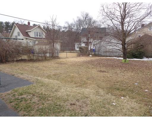 27 Wesson Street Springfield, MA 01108 - Photo 15 of 16