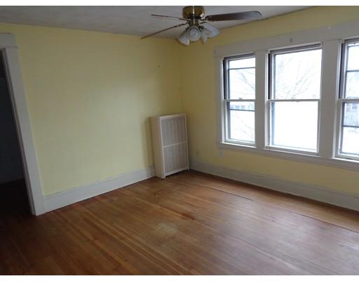 27 Wesson Street Springfield, MA 01108 - Photo 10 of 16