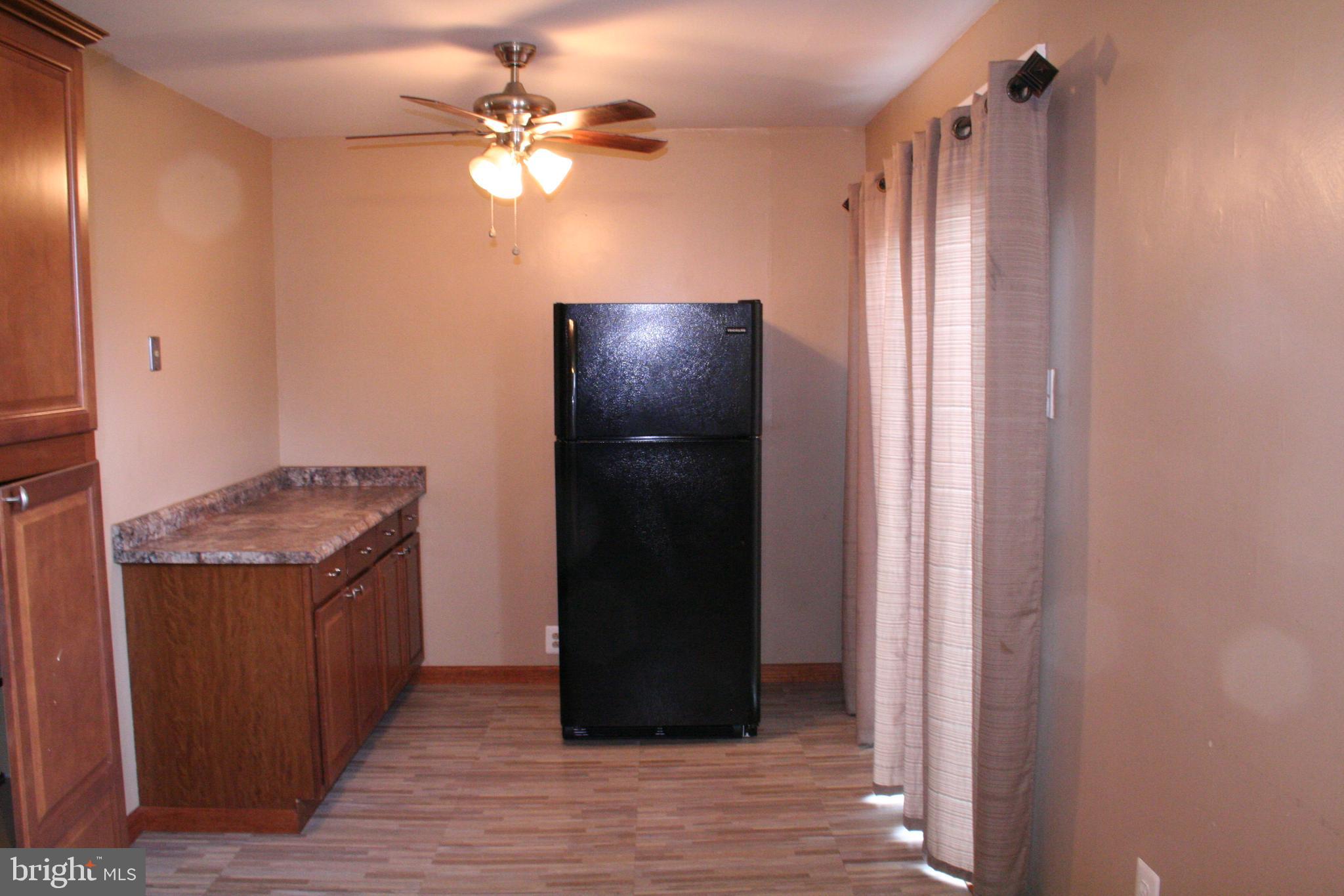 3861 Fairdale Road Philadelphia, PA 19154 - Photo 13 of 33 Kitchen