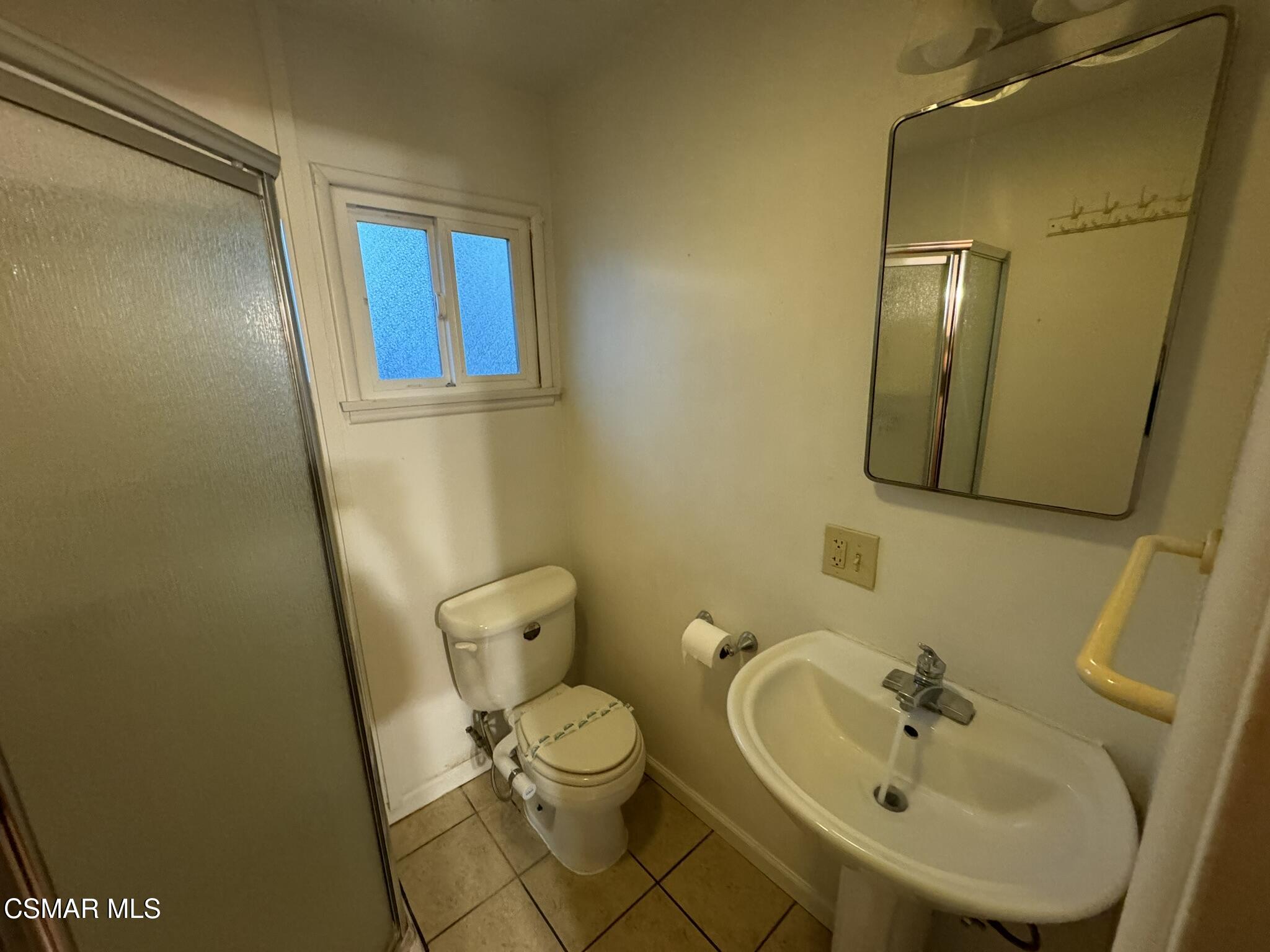 1741 Church Street, Unit B Simi Valley, CA 93065 - Photo 5 of 10 IMG_5937