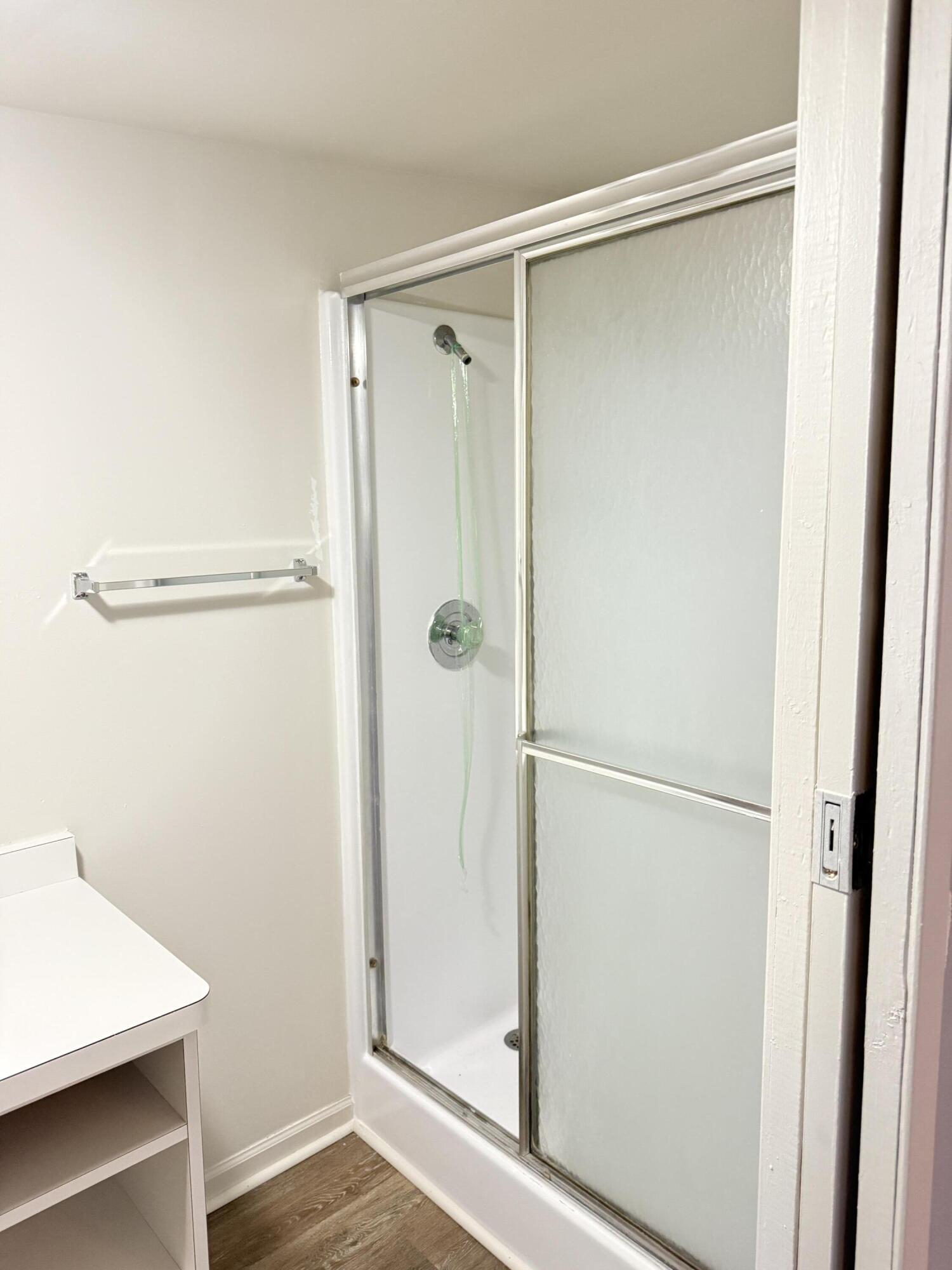 22851 Colgate Street Farmington, MI 48336 - Photo 19 of 21 IMG_5486