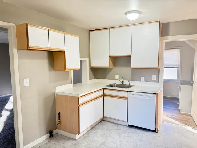 $225,000 | 22851 Colgate Street, Farmington, MI 48336