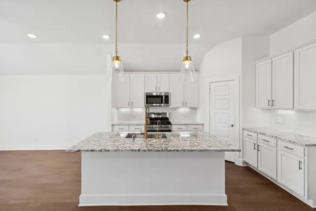 $350,990 | 14129 Baikal Mnr Drive, Santa Fe, TX 77510