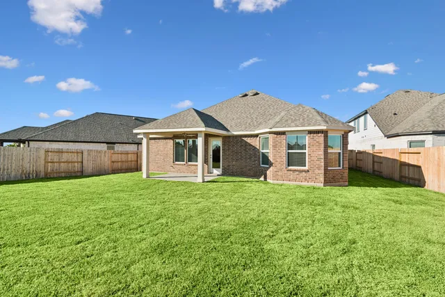 $350,990 | 14129 Baikal Mnr Drive, Santa Fe, TX 77510