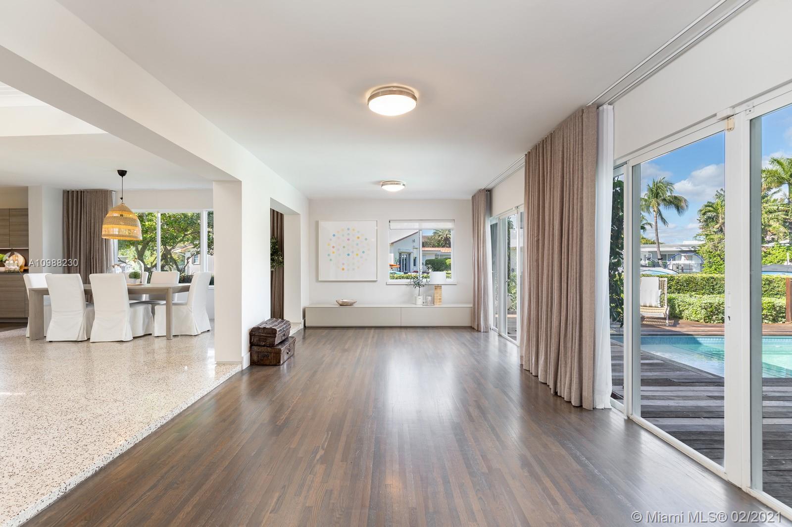 1885 Daytonia Road Miami Beach, FL 33141 - Photo 14 of 25 Gallery Image 14