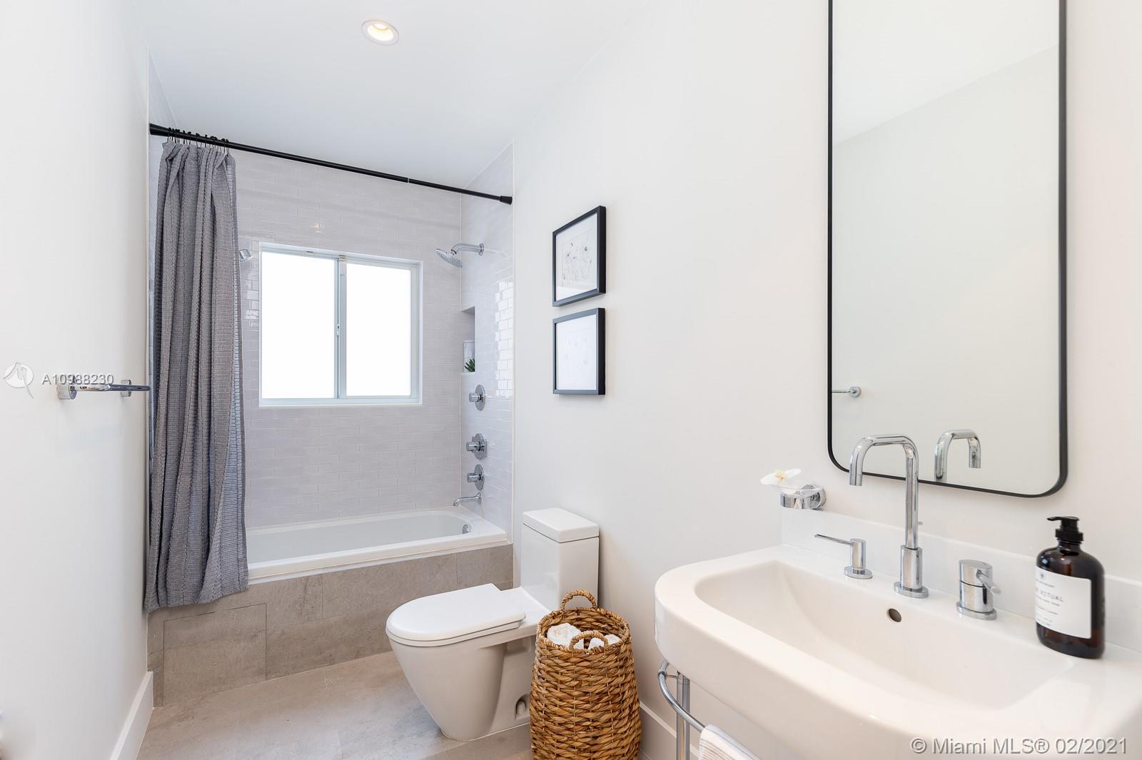 1885 Daytonia Road Miami Beach, FL 33141 - Photo 21 of 25 Gallery Image 21