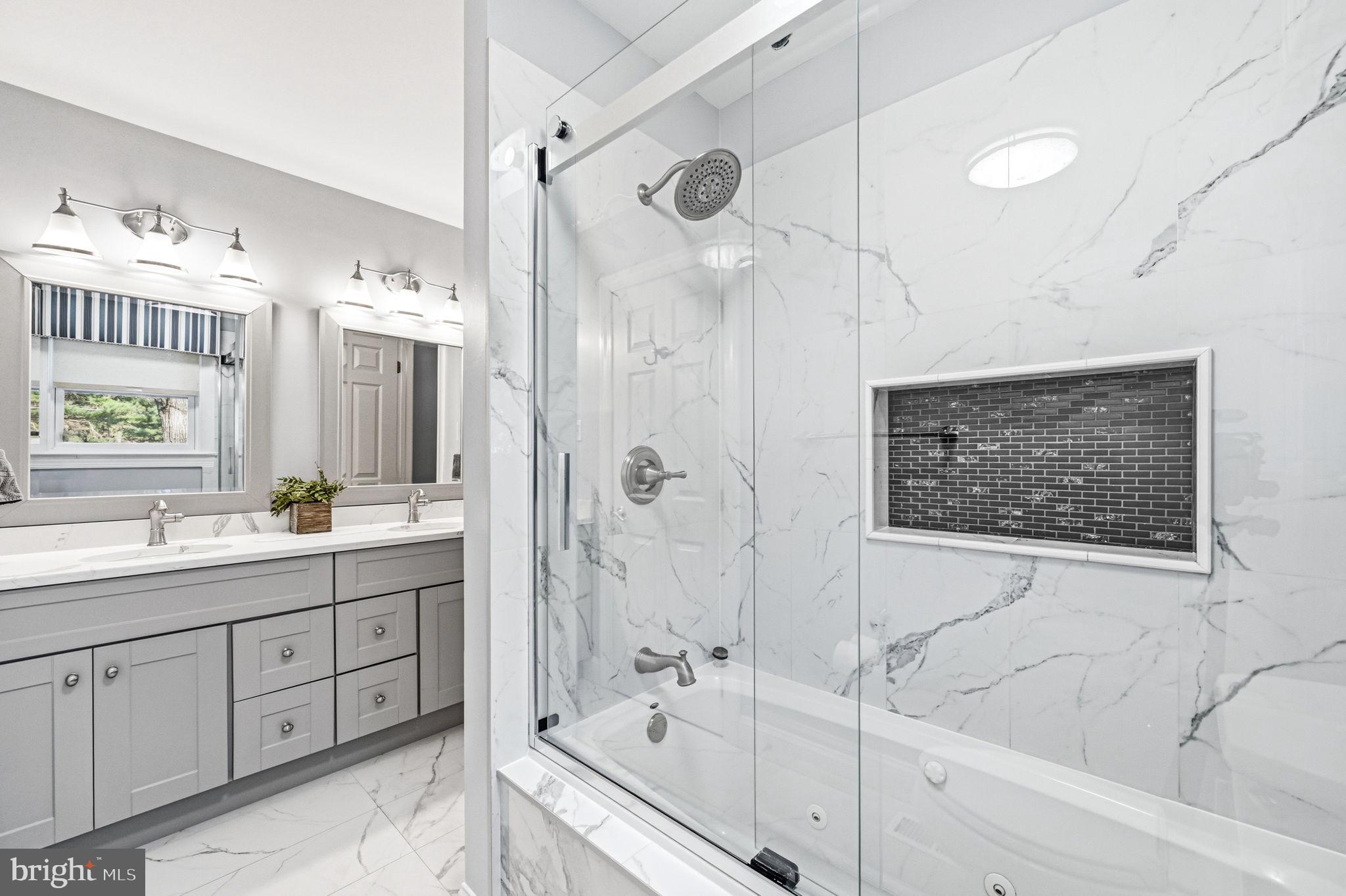 1714 Hickory Hill Road Chadds Ford, PA 19317 - Photo 34 of 82 Jack n Jill Bathroom (Bedroom 2 & 3)