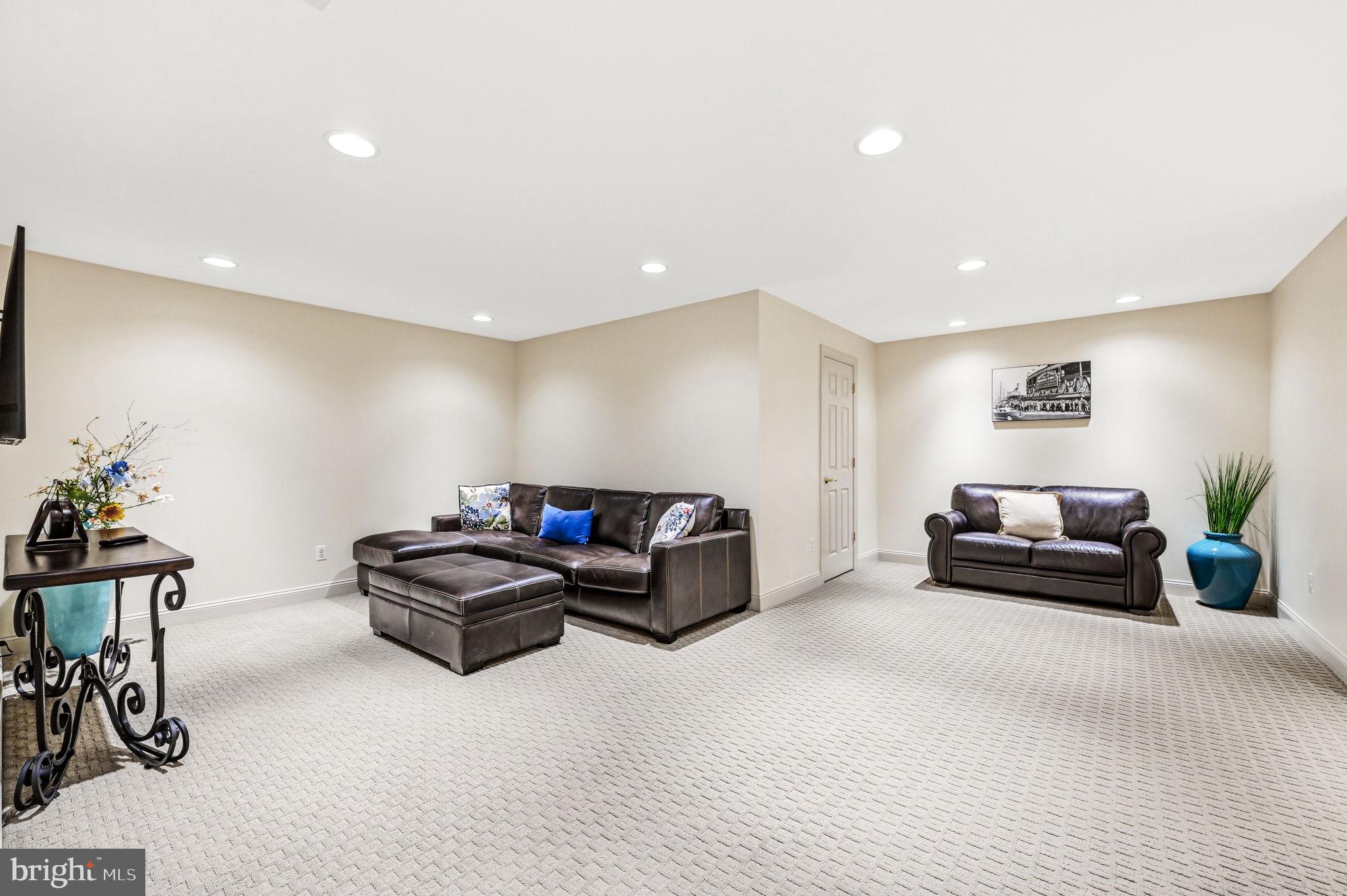1714 Hickory Hill Road Chadds Ford, PA 19317 - Photo 49 of 82 a living room with furniture