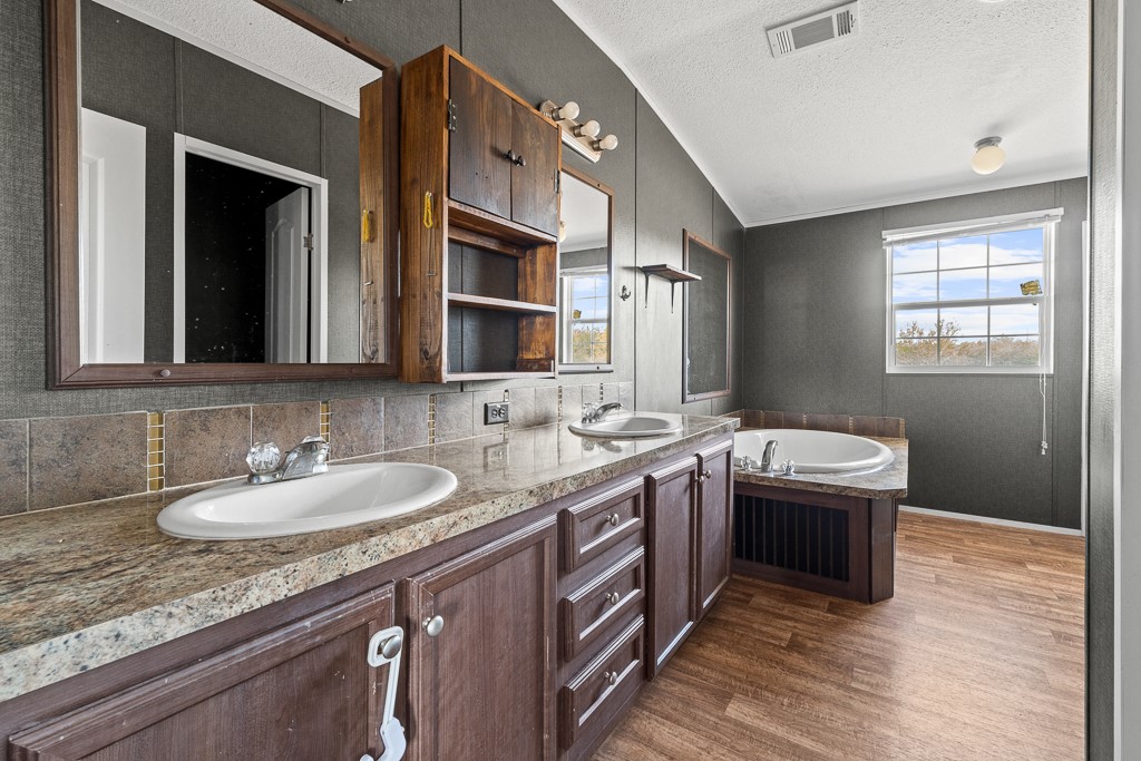 170 Polzin Ranch Road George West, TX 78022 - Photo 19 of 28