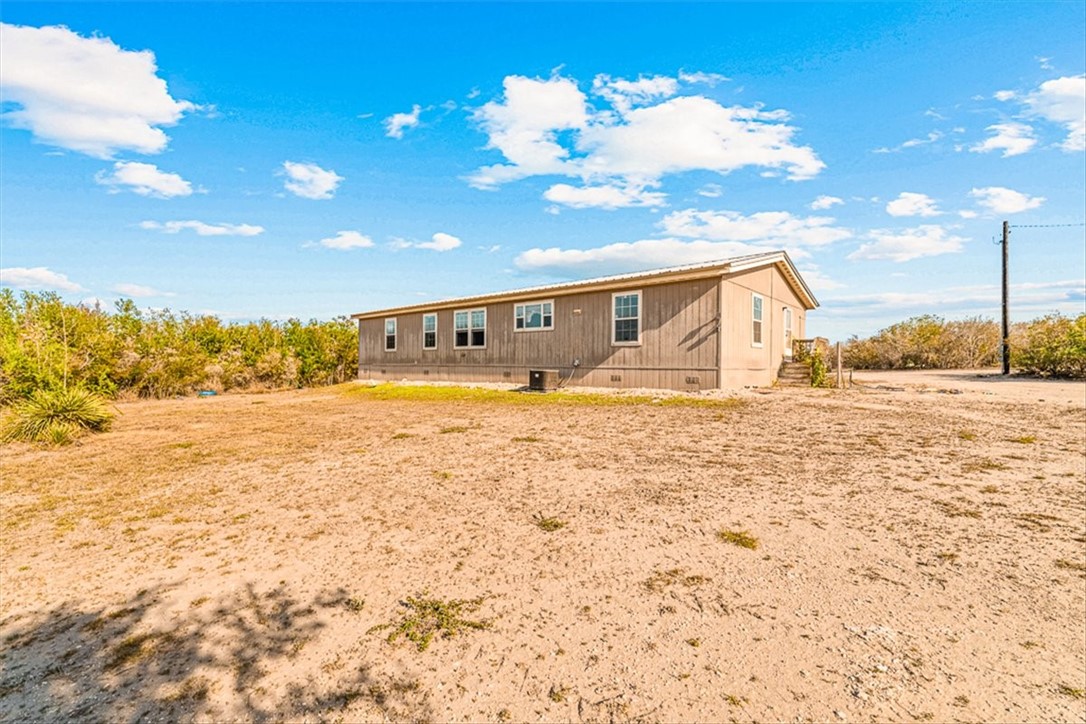 170 Polzin Ranch Road George West, TX 78022 - Photo 5 of 28