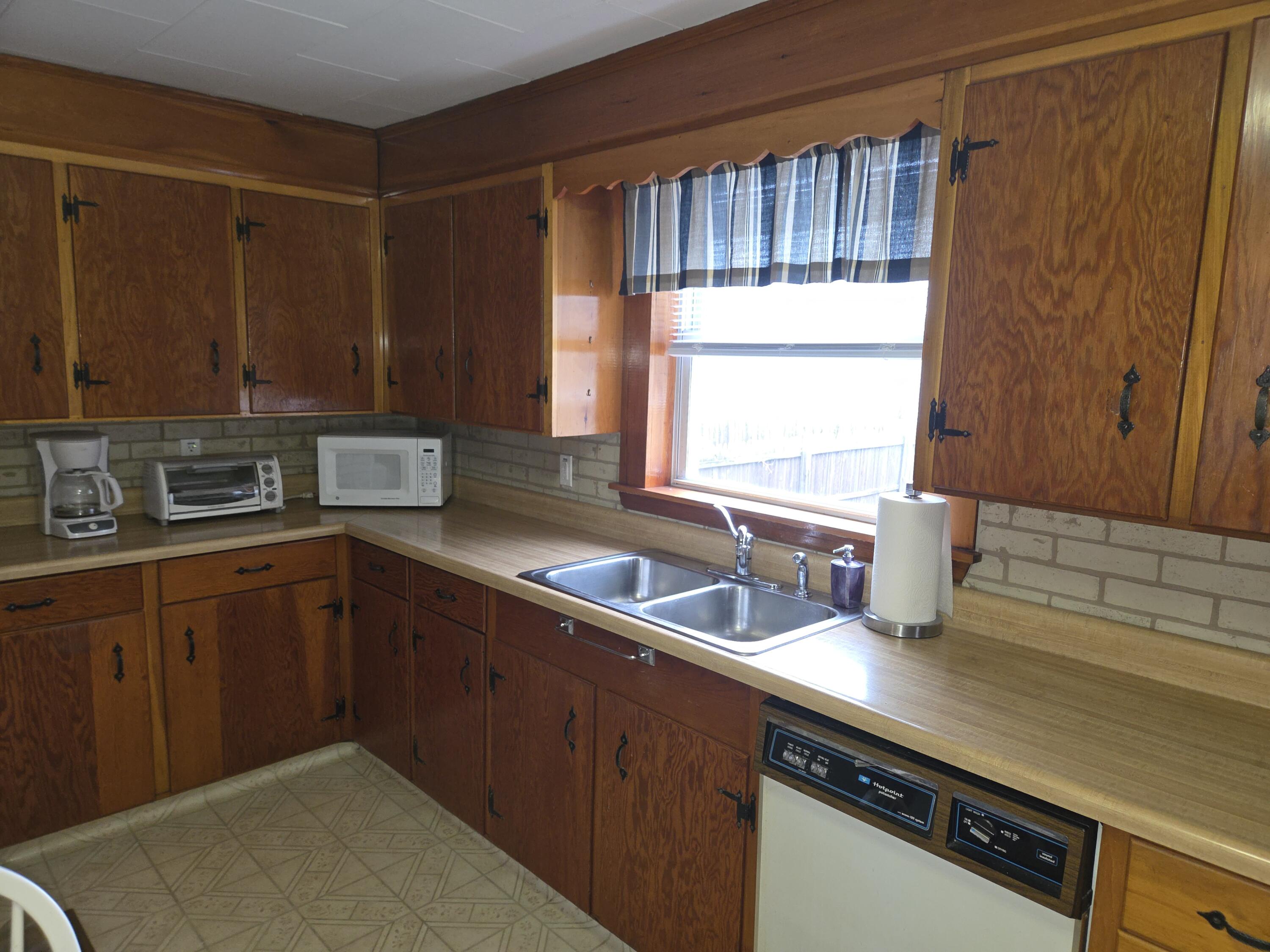 5 Doyle Court Brewer, ME 04412 - Photo 9 of 28 20260515_071214