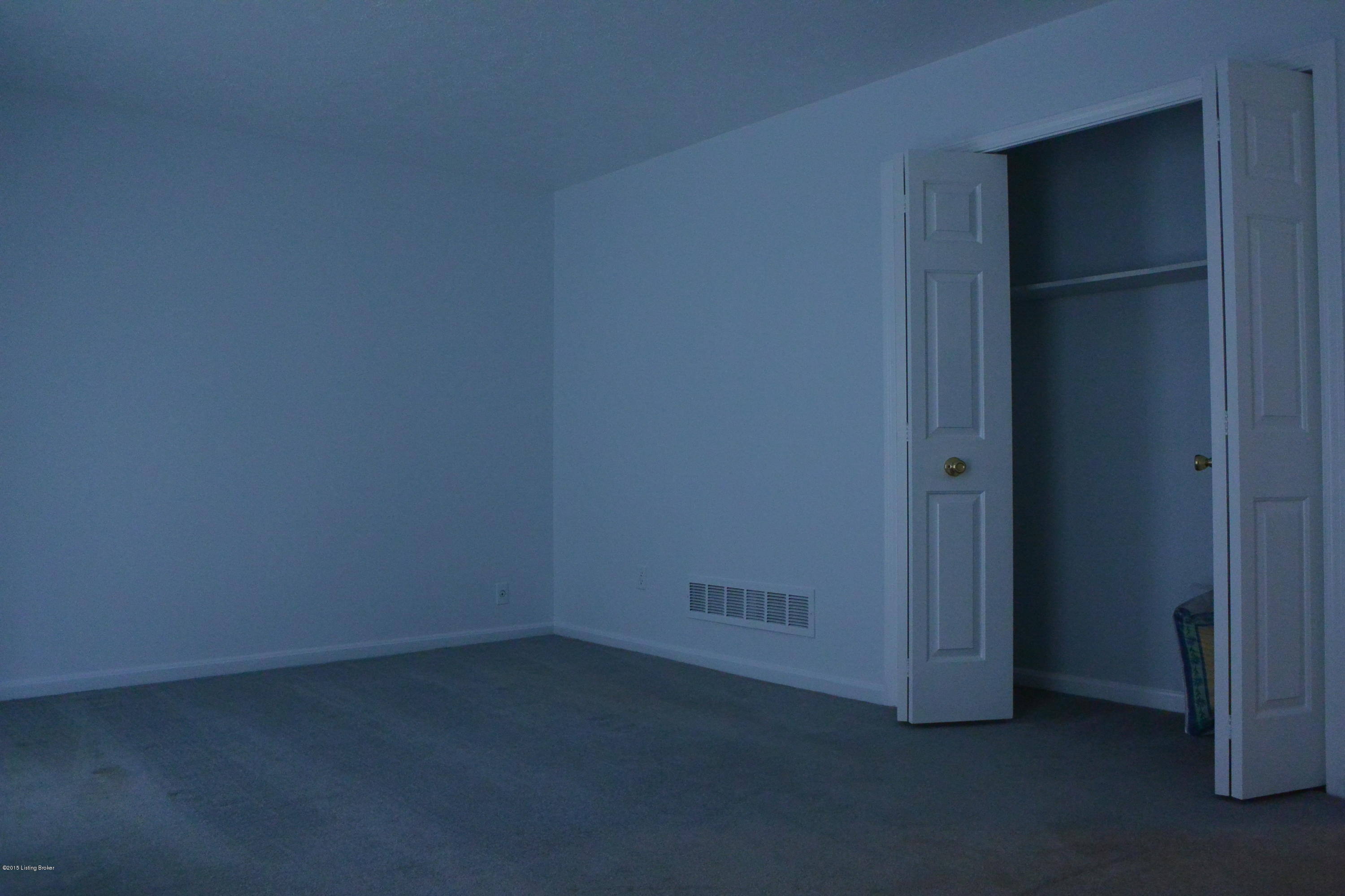 603 Stivers Road Louisville, KY 40207 - Photo 12 of 31 DSC_3372