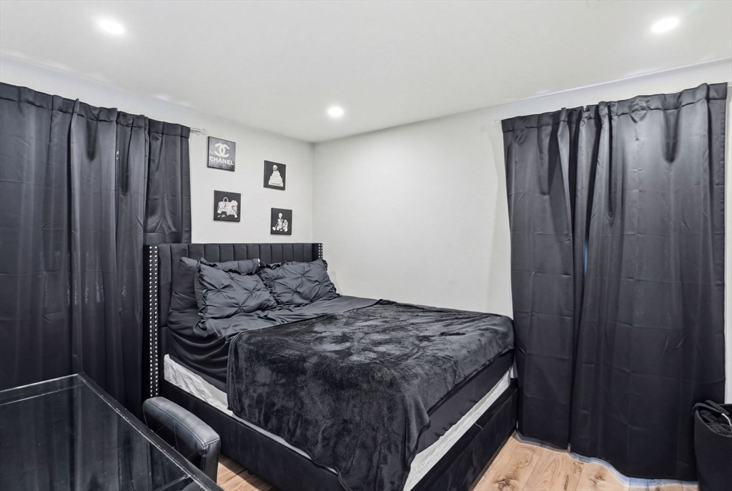 498 Beech Street Boston, MA 02131 - Photo 20 of 35