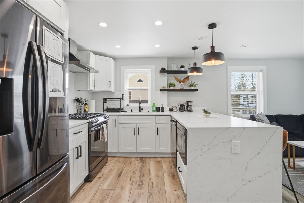 498 Beech Street Boston, MA 02131 - Photo 2 of 35