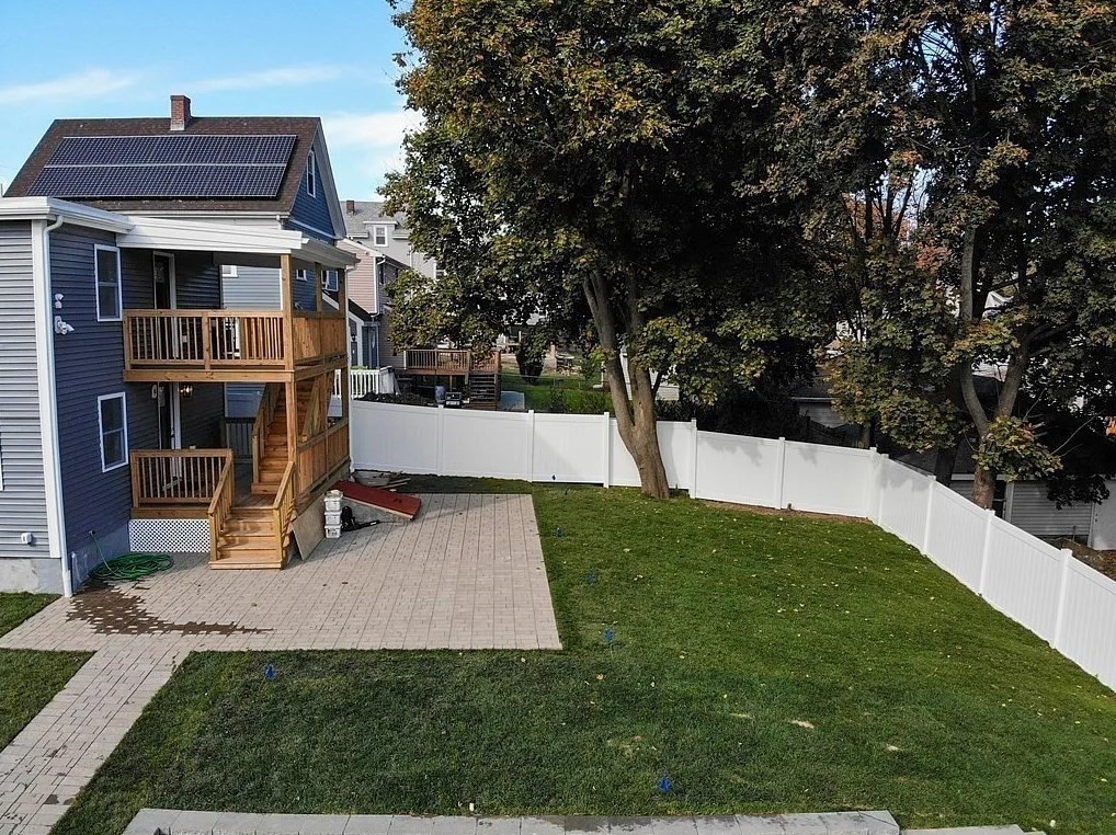 498 Beech Street Boston, MA 02131 - Photo 26 of 35