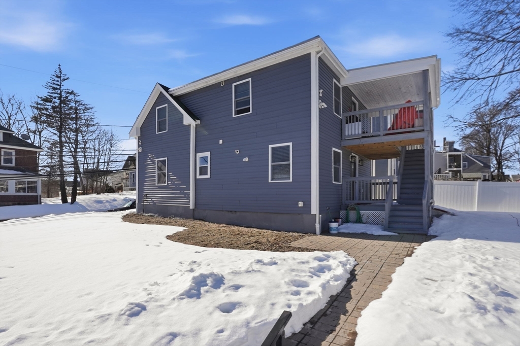 498 Beech Street Boston, MA 02131 - Photo 27 of 35