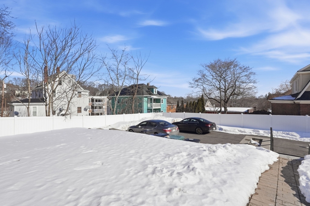 498 Beech Street Boston, MA 02131 - Photo 29 of 35