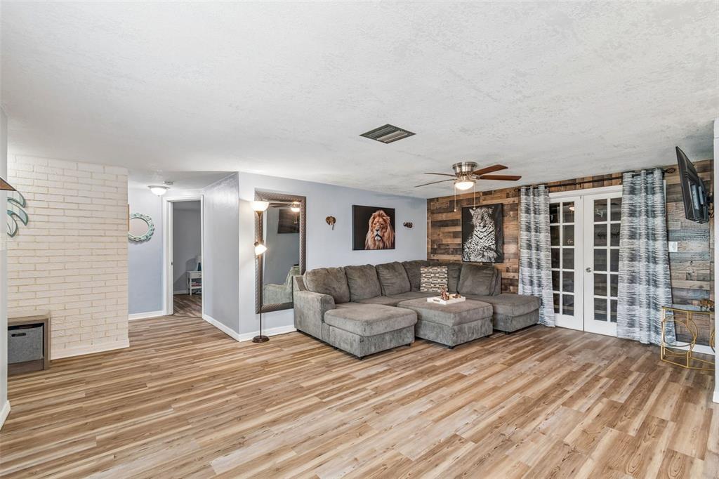 9140 Cochise Lane Port Richey, FL 34668 - Photo 7 of 49 Gallery Image 7