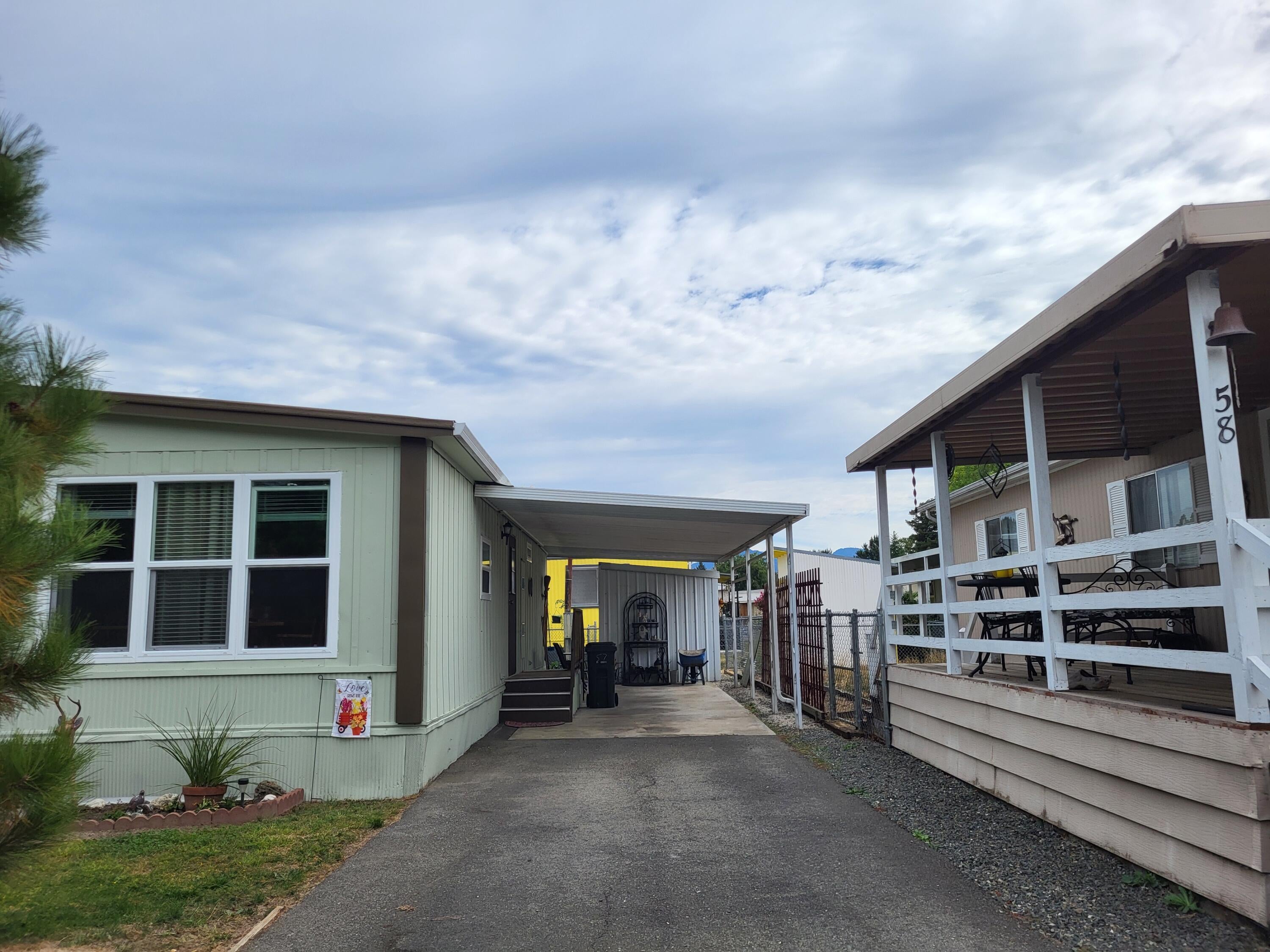 1241 Dowell Road, Unit 57 Grants Pass, OR 97527 - Photo 3 of 16 20240925_105904