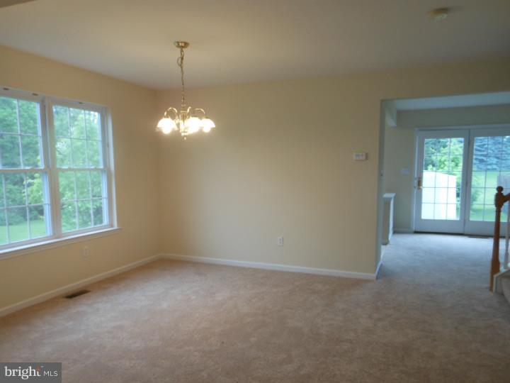 613 Frederick Street Reading, PA 19607 - Photo 2 of 23