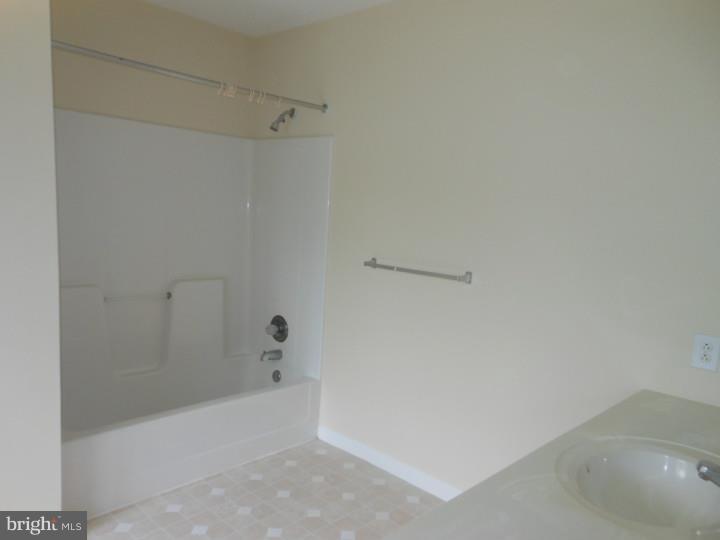 613 Frederick Street Reading, PA 19607 - Photo 11 of 23
