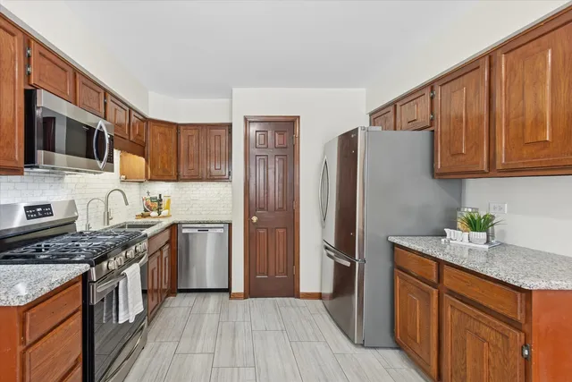 $625,000 | 312 Leeds Court, Naperville, IL 60565