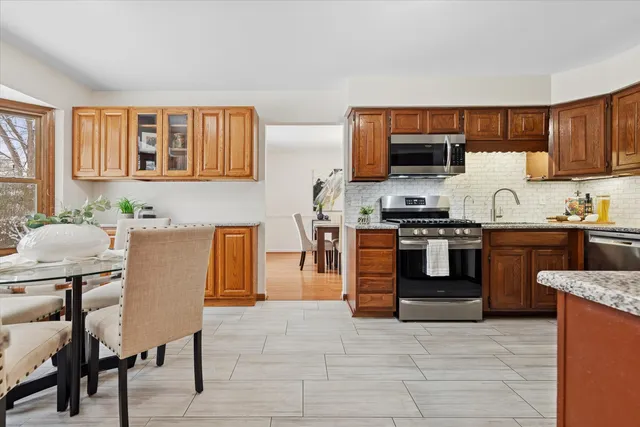 $625,000 | 312 Leeds Court, Naperville, IL 60565