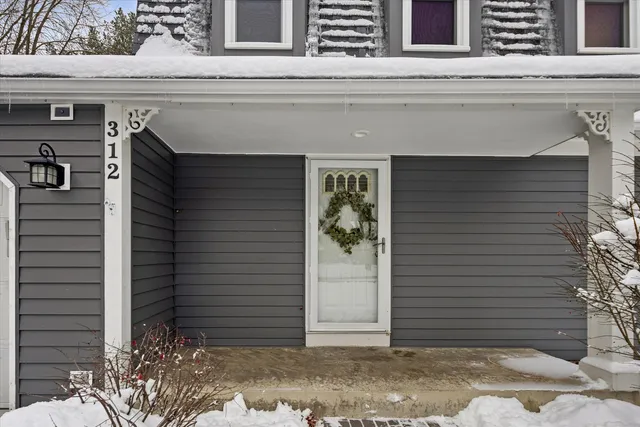 $625,000 | 312 Leeds Court, Naperville, IL 60565