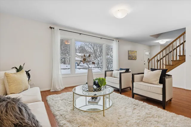 $625,000 | 312 Leeds Court, Naperville, IL 60565