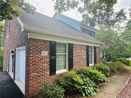 $400,000 | 214 Robb Lane, Greensburg, PA 15601