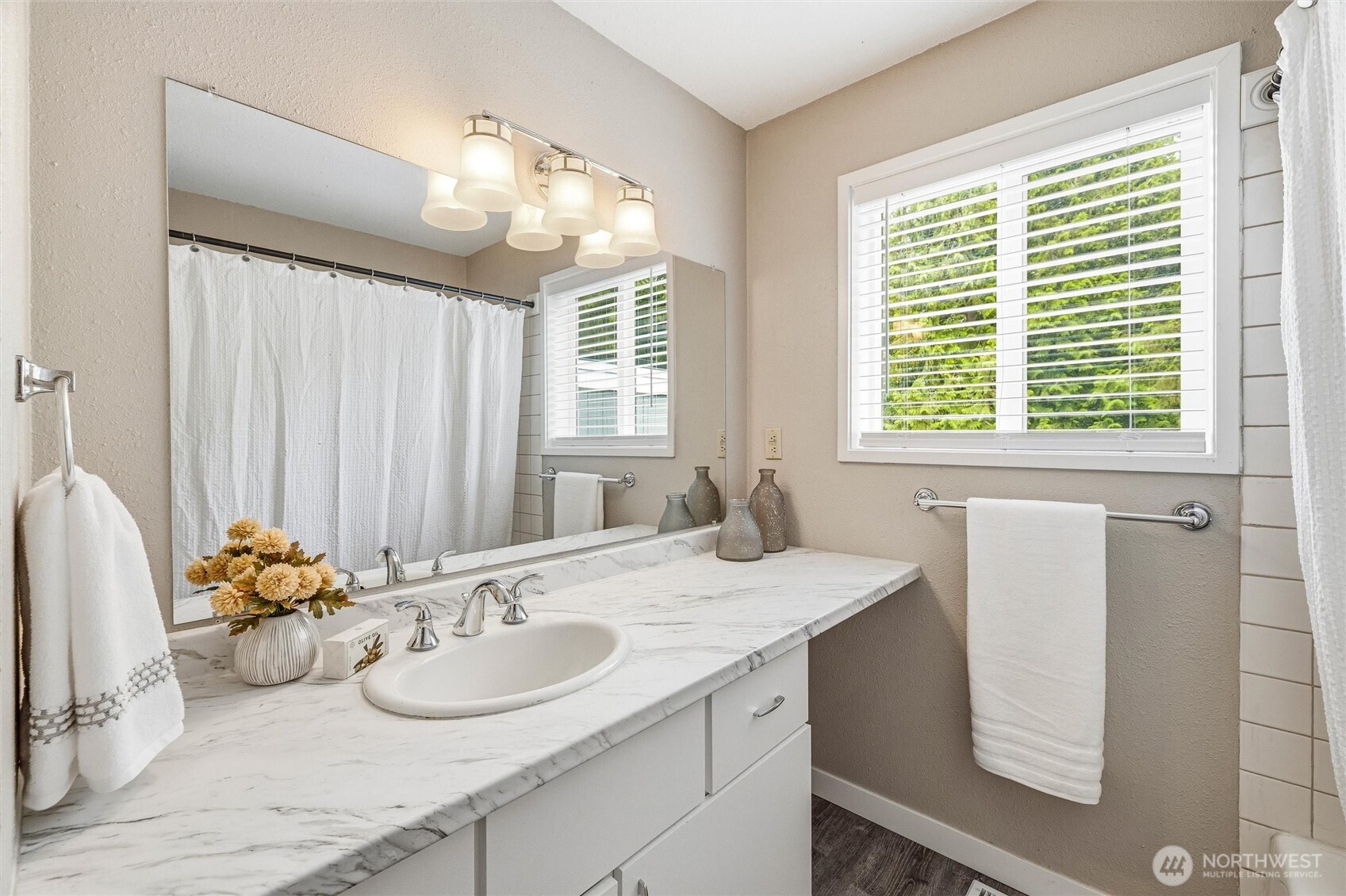 1535 Ten Mile Road Everson, WA 98247 - Photo 18 of 40 a bathroom with a granite countertop sink and a mirror