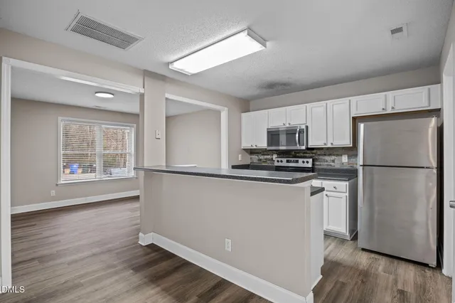 $1,350 | 107 Laura Lane, Unit B, Lillington, NC 27546