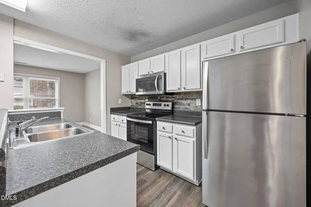 $1,350 | 107 Laura Lane, Unit B, Lillington, NC 27546