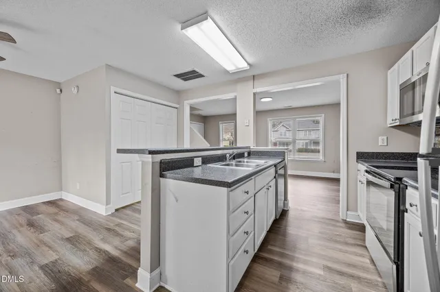 $1,350 | 107 Laura Lane, Unit B, Lillington, NC 27546