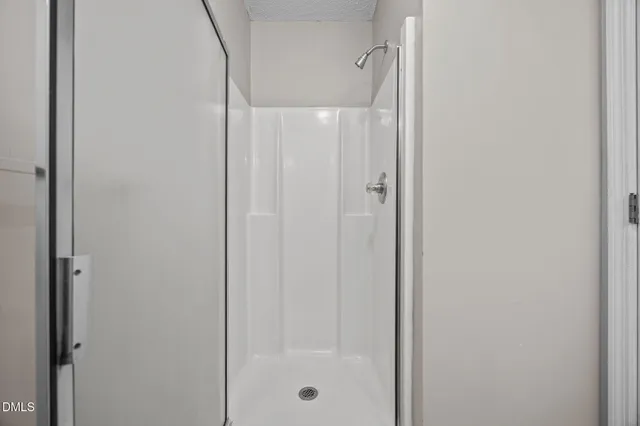 $1,350 | 107 Laura Lane, Unit B, Lillington, NC 27546