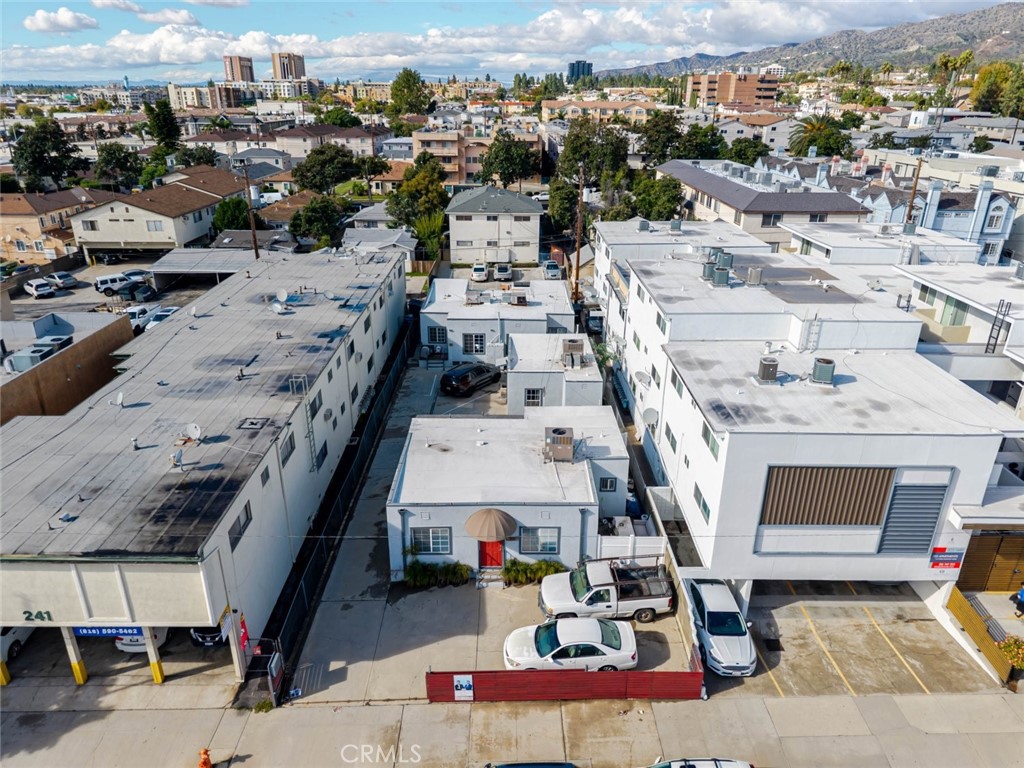 301 East Alameda Avenue, Unit A Burbank, CA 91502 - Photo 13 of 18