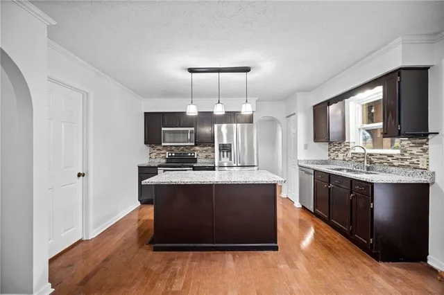 $469,900 | 113 Commodore Drive, McDonald, PA 15057