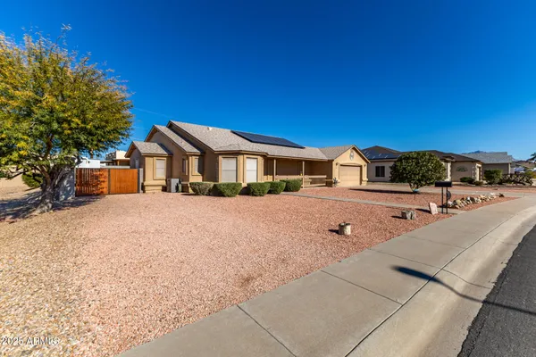 $425,000 | 30 East 14th Avenue, Apache Junction, AZ 85119